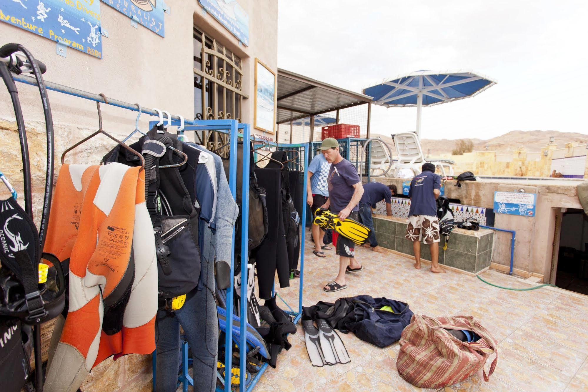 Arab Divers Dive Center And Bed & Breakfast Áqaba Exterior foto